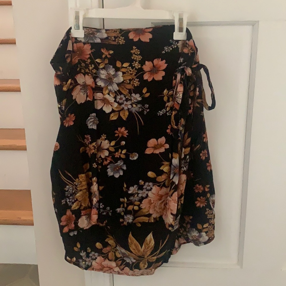 Cute tied & wrap around skirt